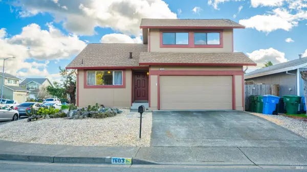 1603 Gladstone Way, Rohnert Park, CA 94928