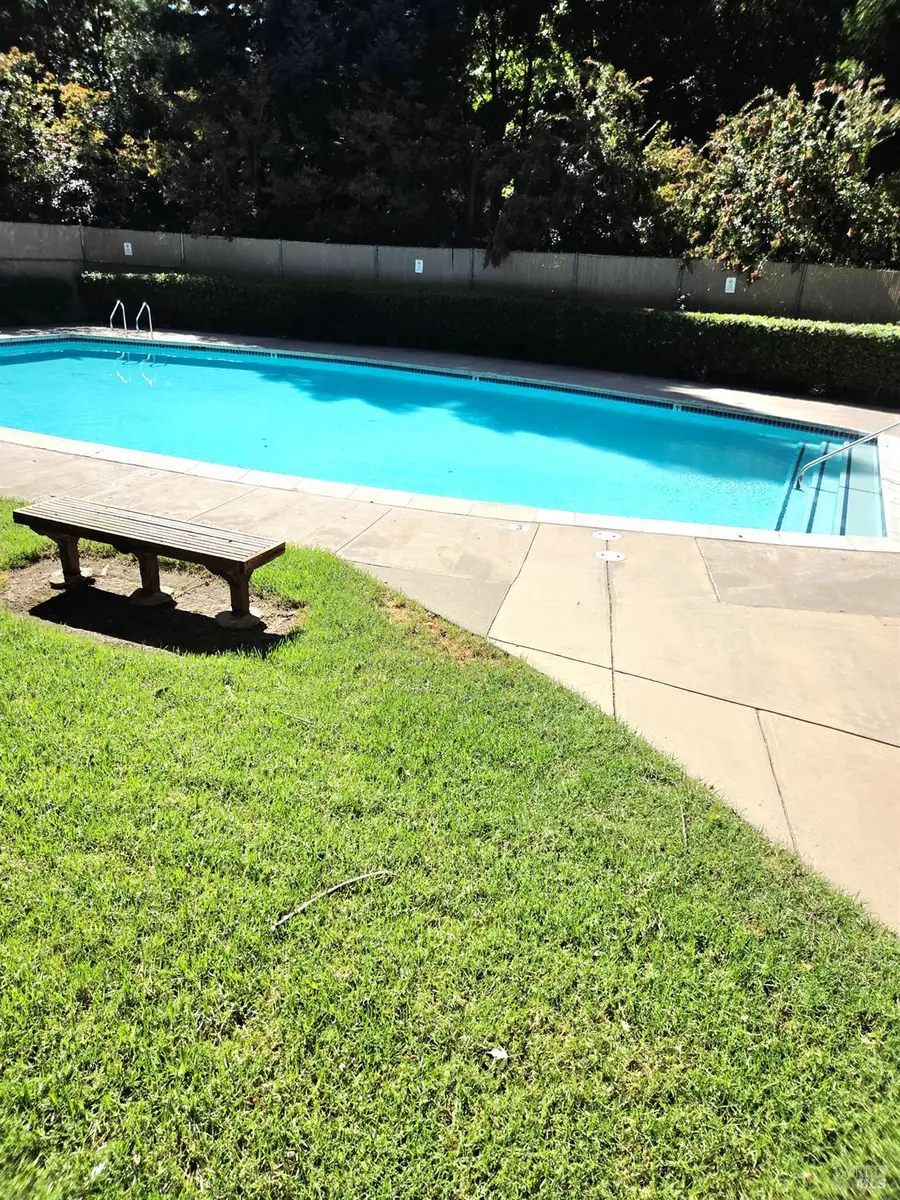 140 Del Rio Court #4, Vacaville, CA 95687 - #2