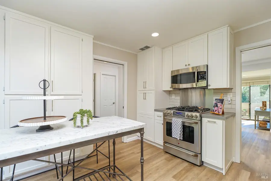 27 Mariposa Lane, Novato, CA 94947 - #3