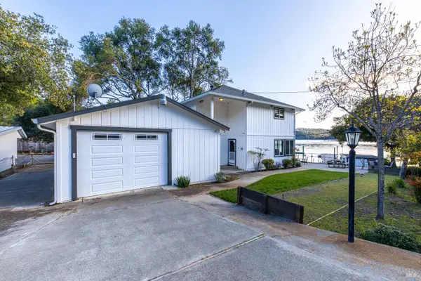 3950 Oakmont Drive, Clearlake, CA 95422