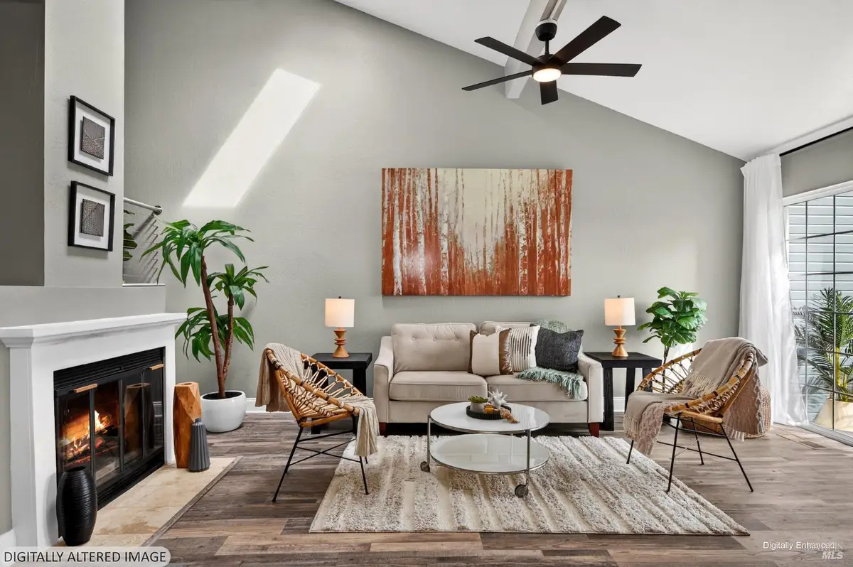 195 E B Street, Benicia, CA 94510 - #1