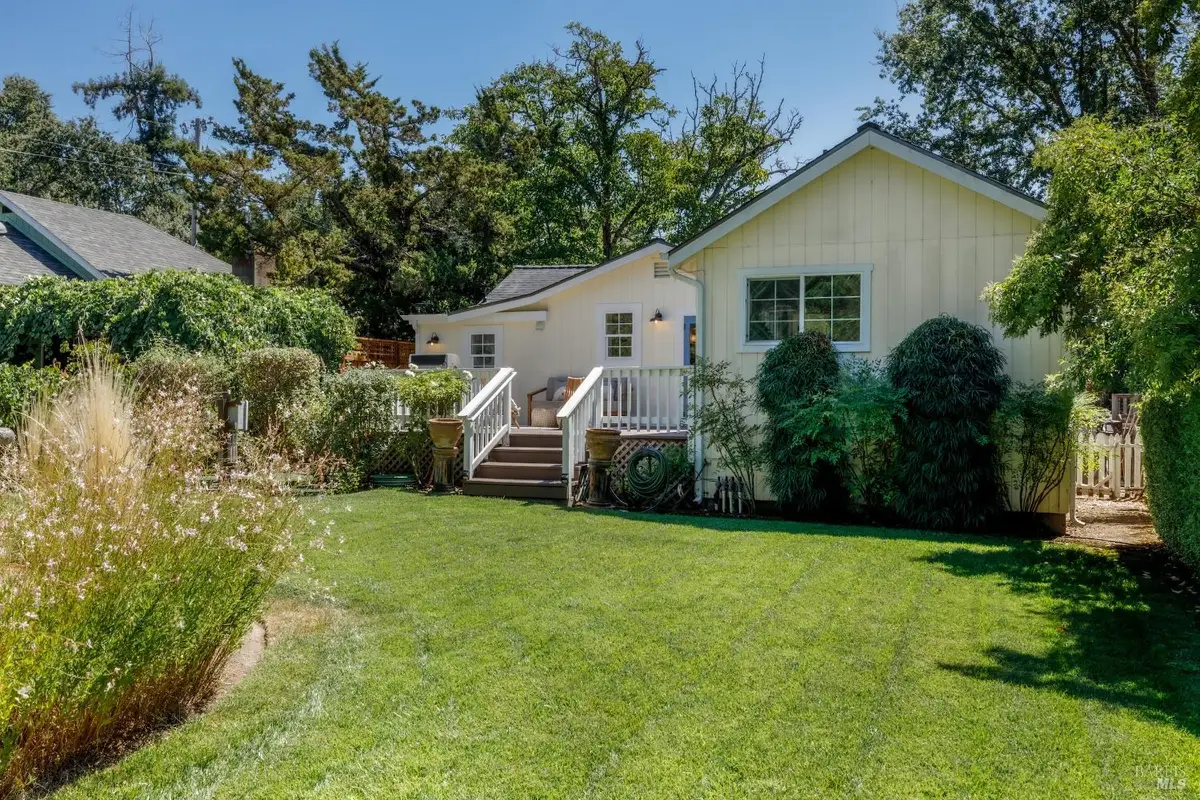 121 Laurel Avenue, Kenwood, CA 95452 - #1