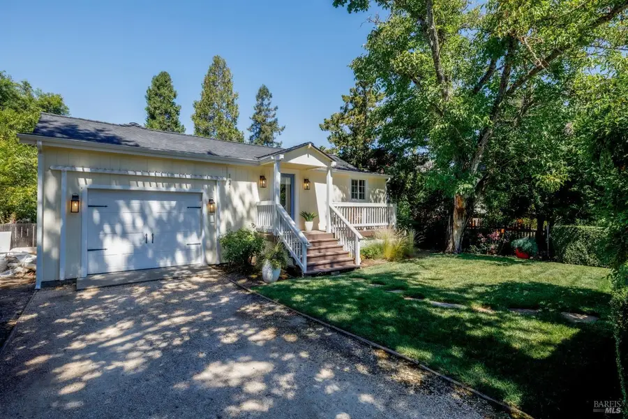 121 Laurel Avenue, Kenwood, CA 95452 - #2