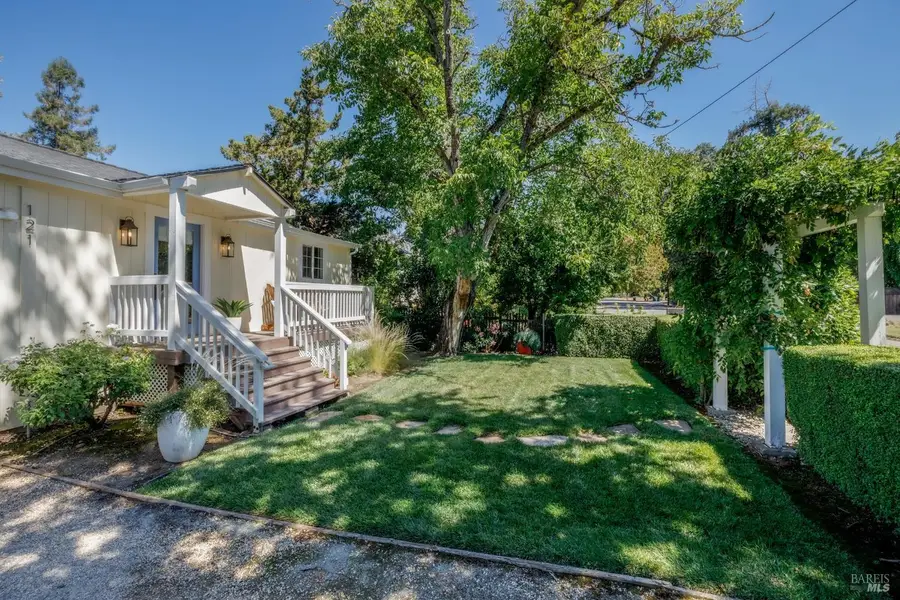 121 Laurel Avenue, Kenwood, CA 95452 - #3