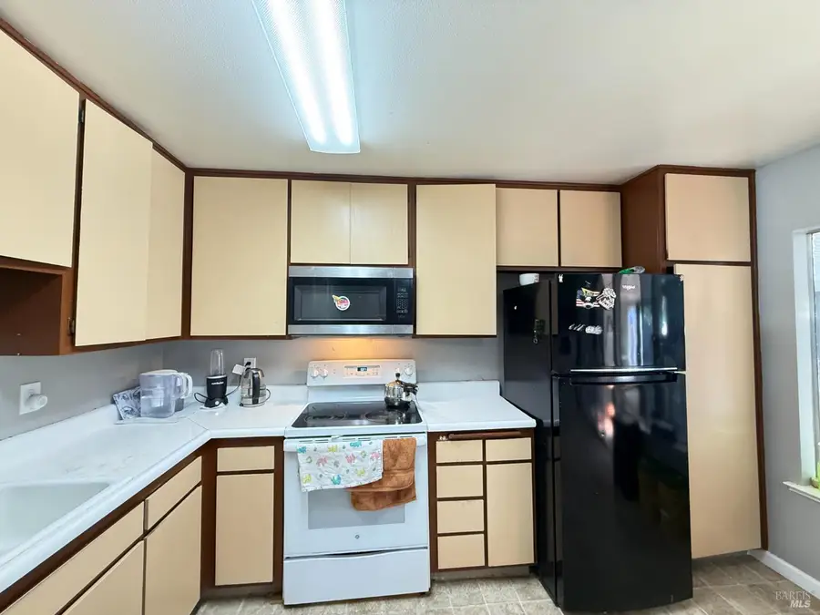 937 Pacific Avenue, Fairfield, CA 94533 - #2