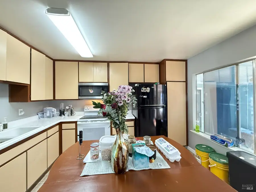 937 Pacific Avenue, Fairfield, CA 94533 - #3