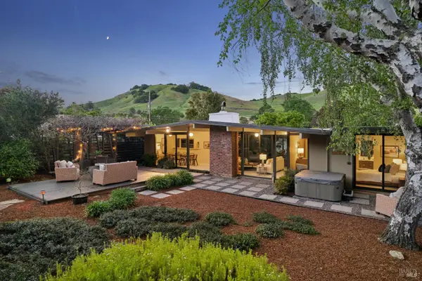 861 Del Ganado Road, San Rafael, CA 94903