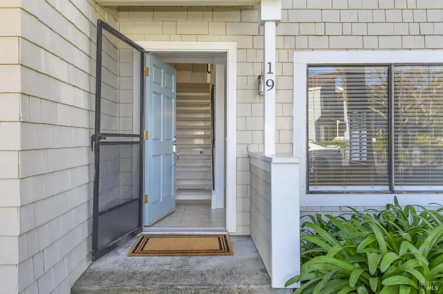 19 Manchester Court, Novato, CA 94947 - #2