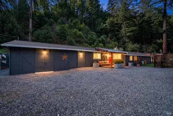 11207 Vellutini Road, Forestville, CA 95436