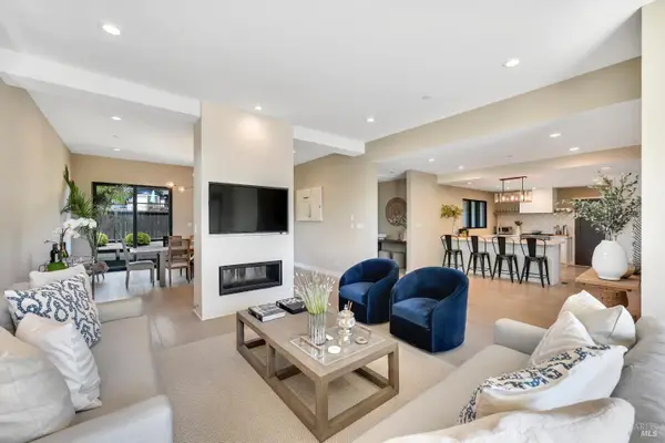 696 Hawthorne Drive, Tiburon, CA 94920