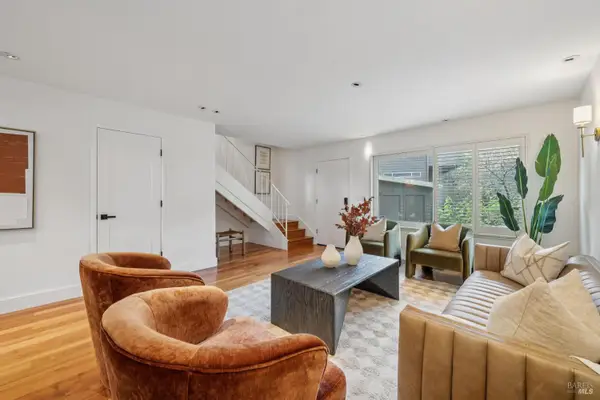 1411 Casa Buena Drive #13, Corte Madera, CA 94925