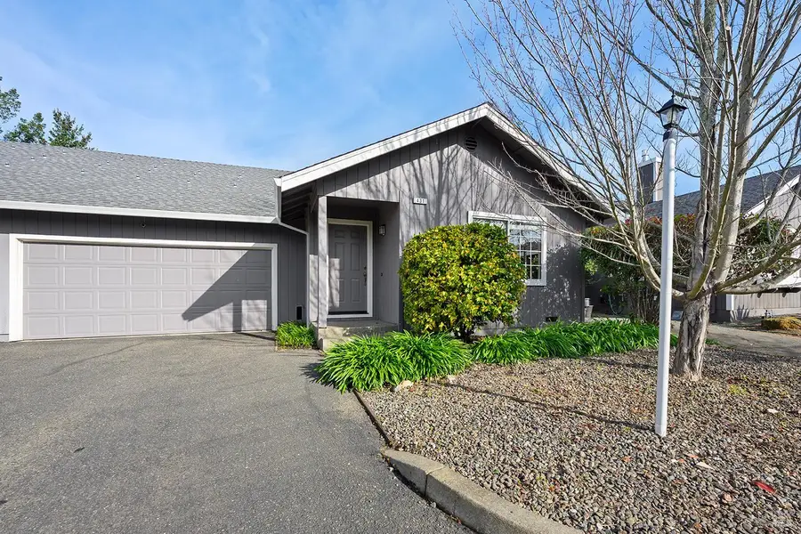 431 University Street, Healdsburg, CA 95448 - #3