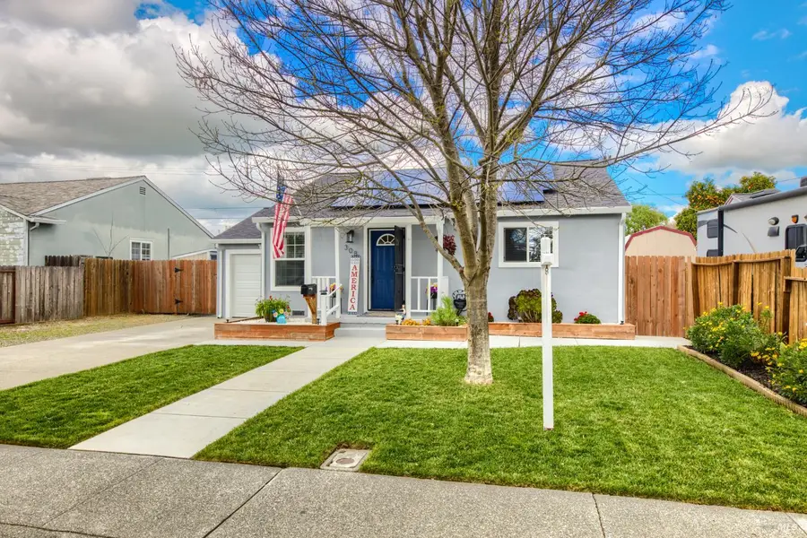 308 Buckeye Street, Vacaville, CA 95688 - #3