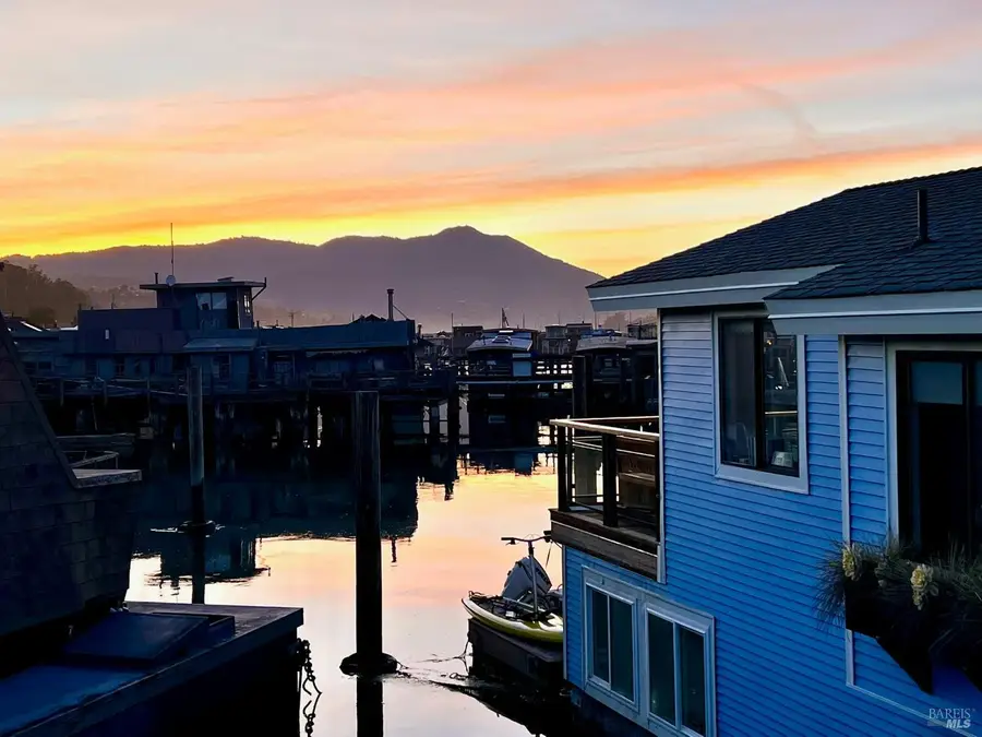 38 S. 40 Dock, Sausalito, CA 94965 - #3