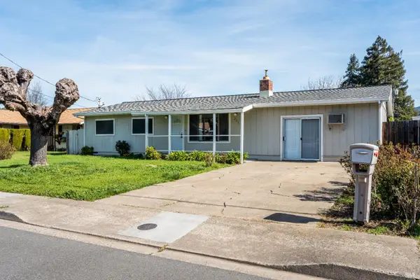265 Oak Manor Drive, Ukiah, CA 95482