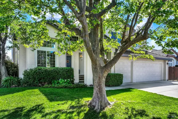 150 Deerglen Circle, Vacaville, CA 95687