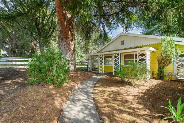 601 Robinson Road, Sebastopol, CA 95472