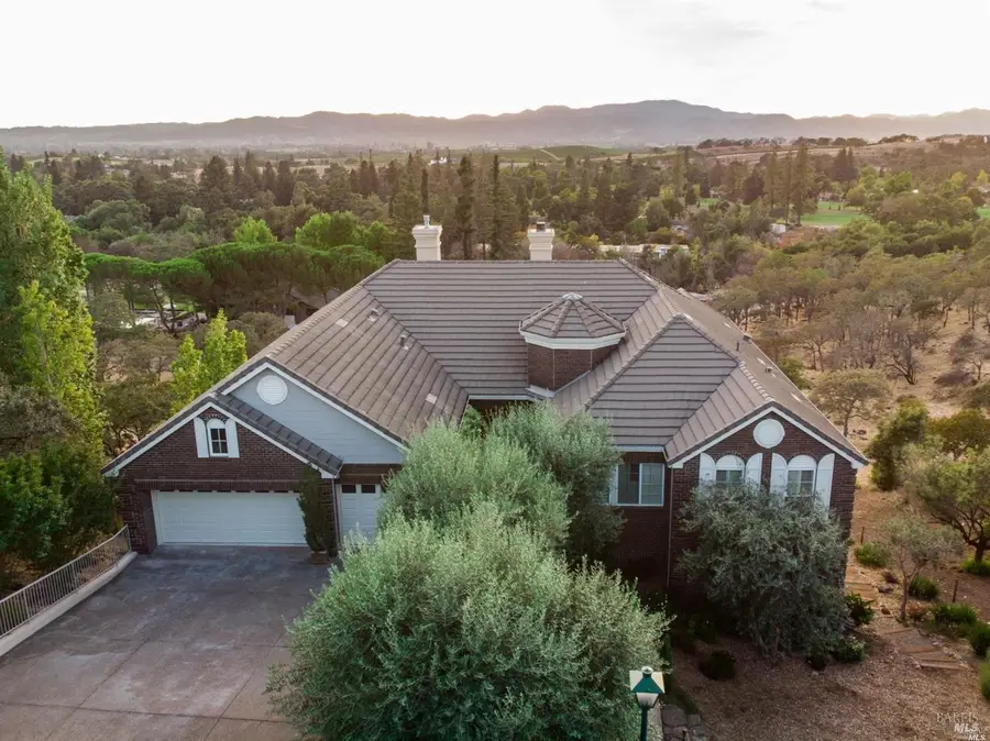 1143 Castle Oaks Drive, Napa, CA 94558 - #2