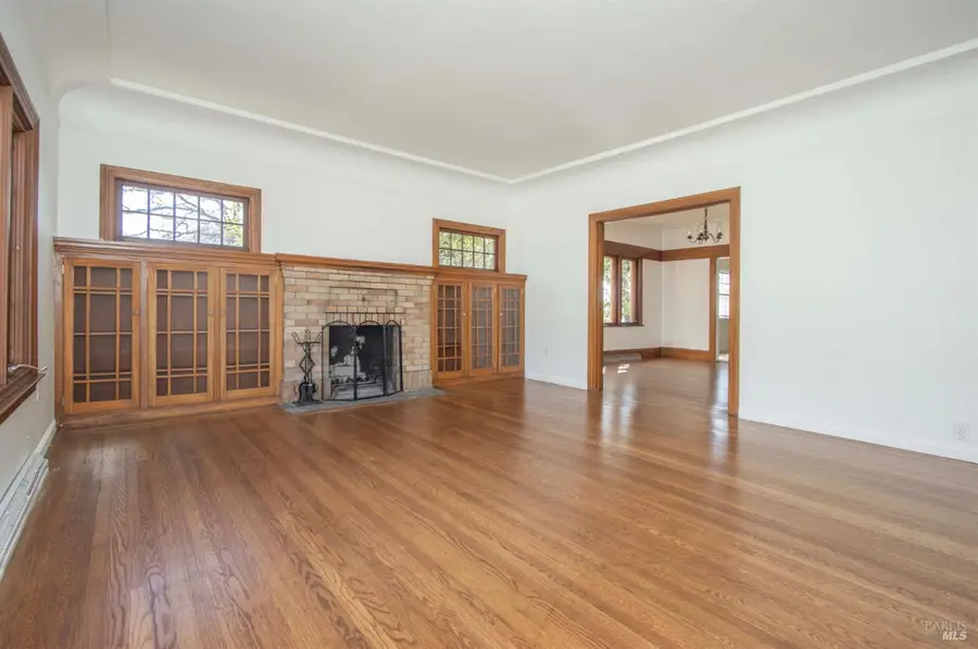 501 5th Avenue, San Rafael, CA 94901 - #3