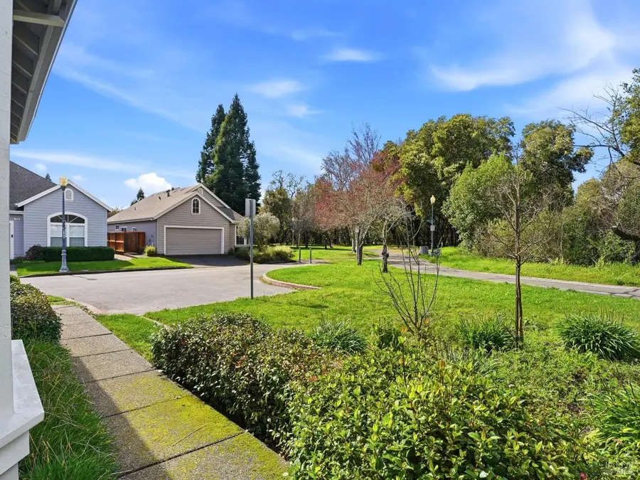 753 Pearl Bailey Court, Windsor, CA 95492 - #2