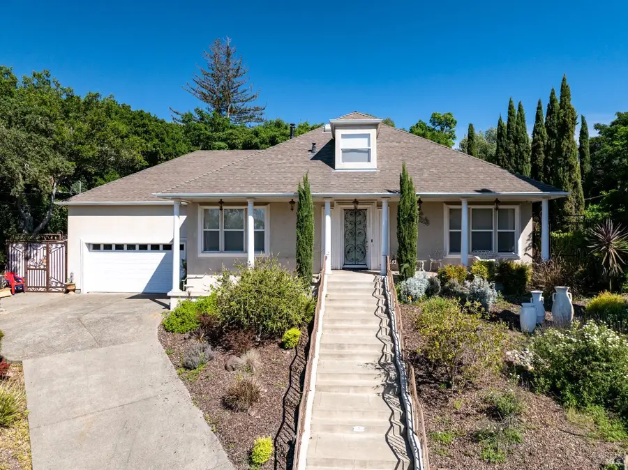 382 Lakeview Drive, Napa, CA 94559 - #2
