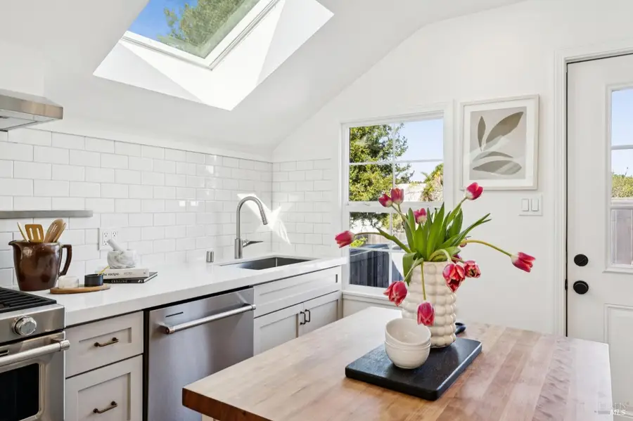 597 Ethel Avenue, Mill Valley, CA 94941 - #2