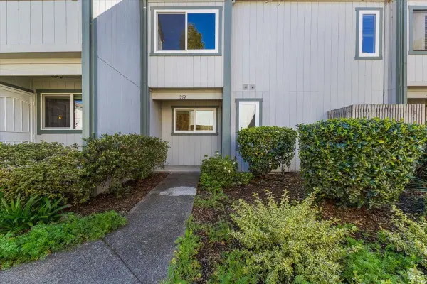 359 Occidental Circle, Santa Rosa, CA 95401