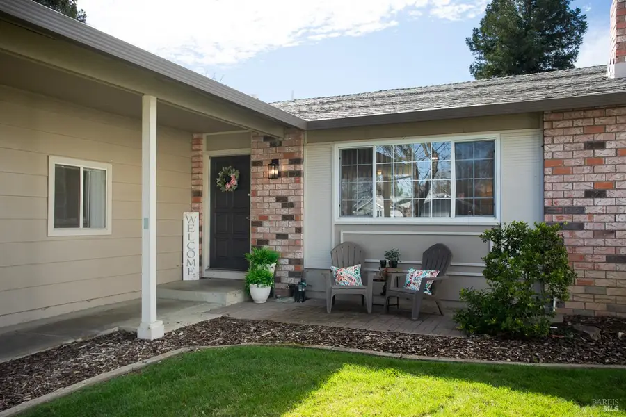 775 Cahill Court, Dixon, CA 95620 - #2