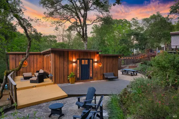 116 Hill Road, Glen Ellen, CA 95442