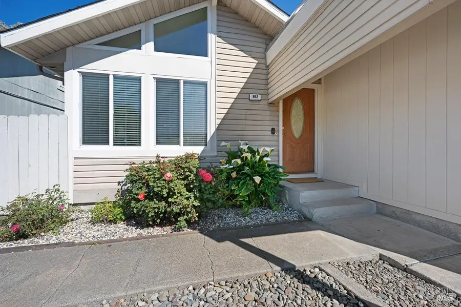 962 Camino Coronado, Rohnert Park, CA 94928 - #2