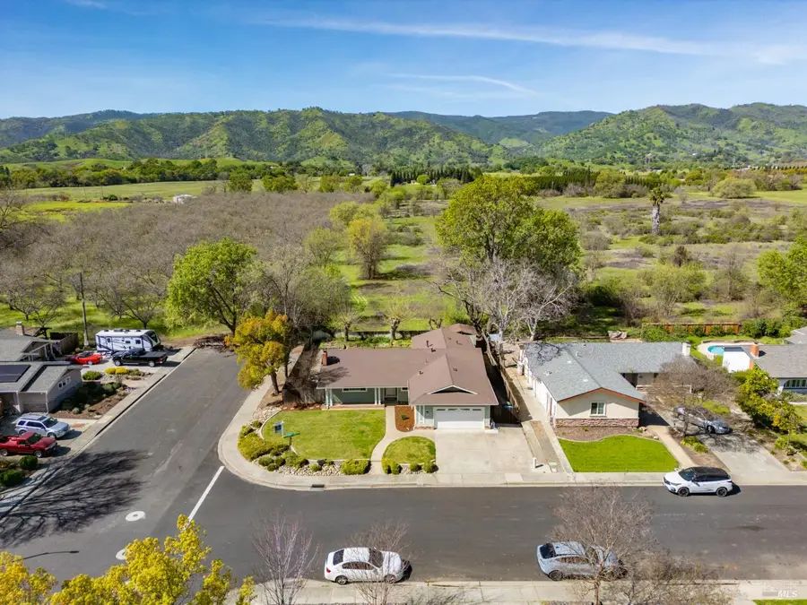 700 Granada Lane, Vacaville, CA 95688 - #2