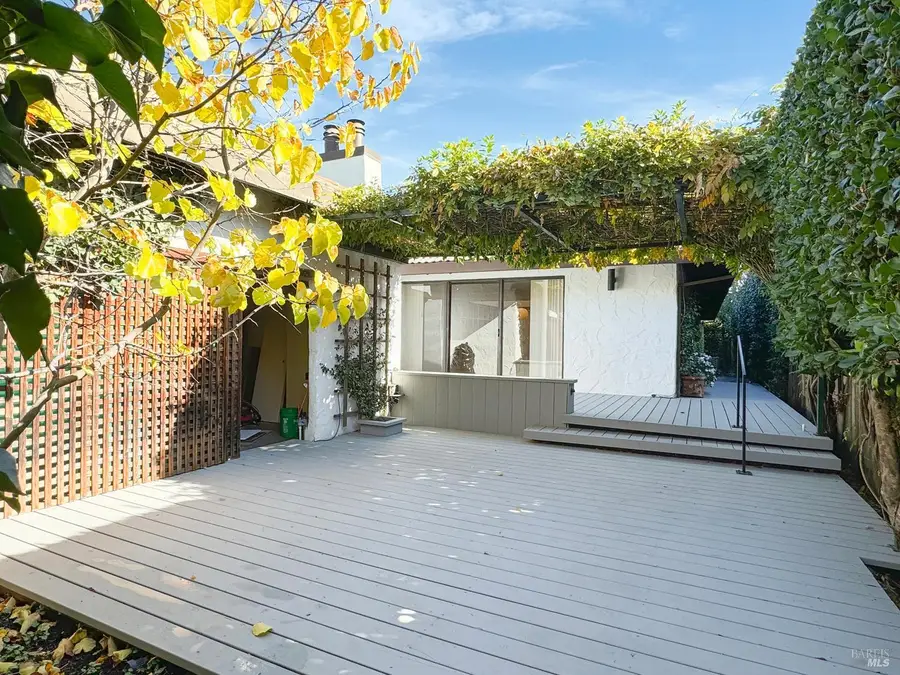 380 Las Casitas Court, Sonoma, CA 95476 - #3