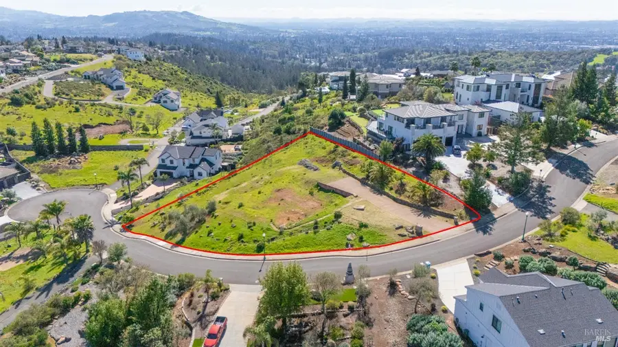 2260 Newgate Court, Santa Rosa, CA 95404 - #2