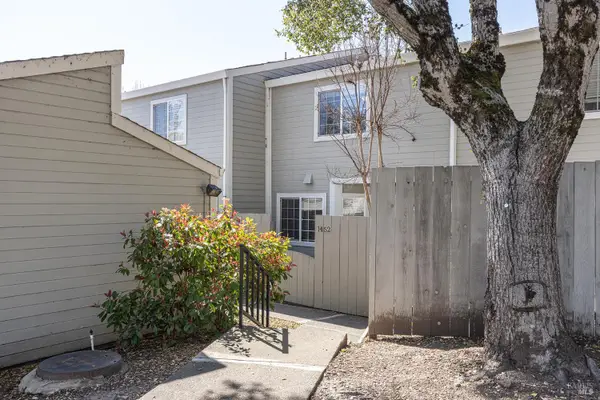 1452 Townview Avenue, Santa Rosa, CA 95405