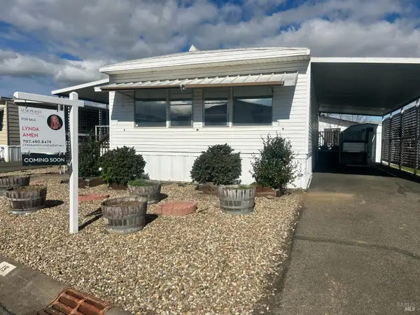 15 Camelia Drive, Napa, CA 94558