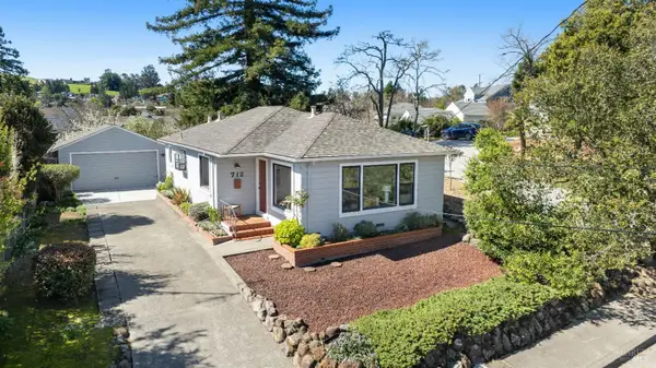 712 Oak Terrace, Petaluma, CA 94952