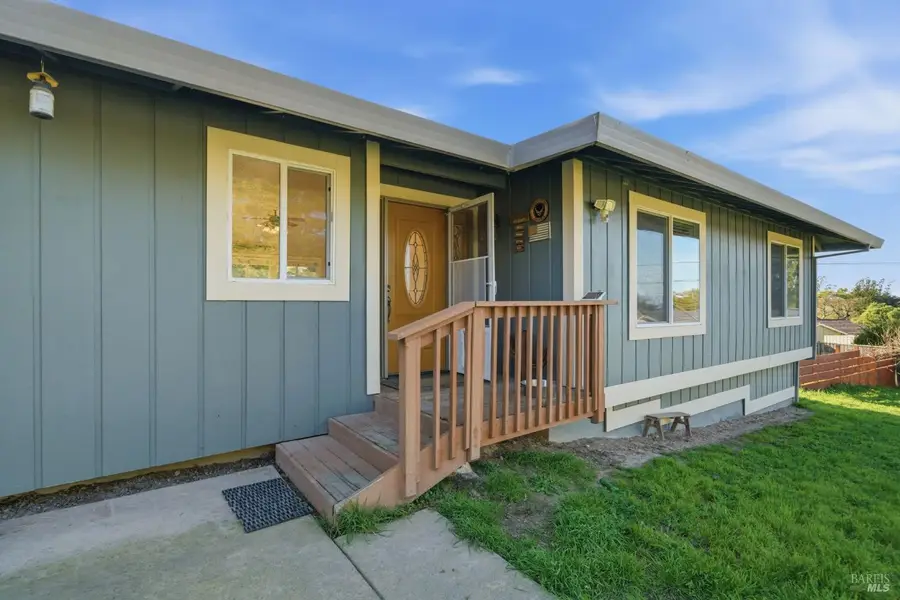 5408 Hessel Avenue, Sebastopol, CA 95472 - #3