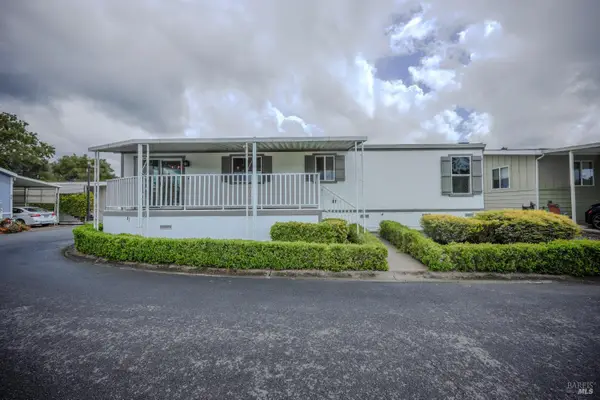 87 Blue Jay Drive, Santa Rosa, CA 95409