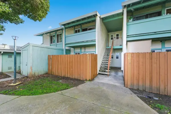 423 Gregory Lane #28, Fairfield, CA 94533