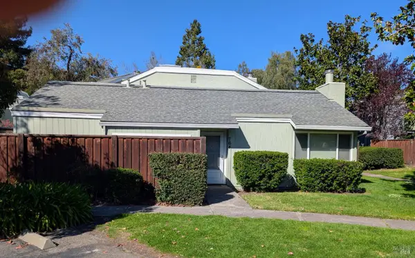 764 Racquet Club Circle, Rohnert Park, CA 94928