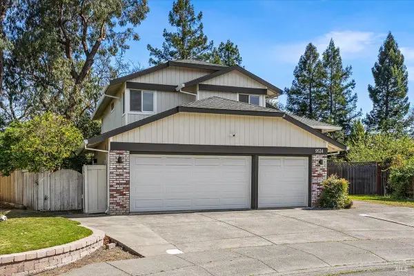 9524 Sheffield Street, Windsor, CA 95492