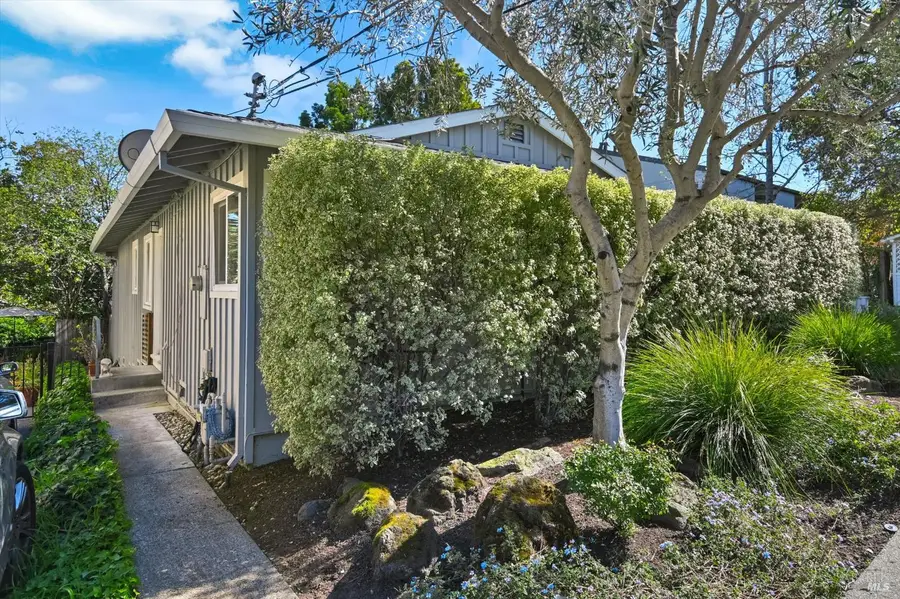 28 Hillcrest Drive, San Rafael, CA 94901 - #2