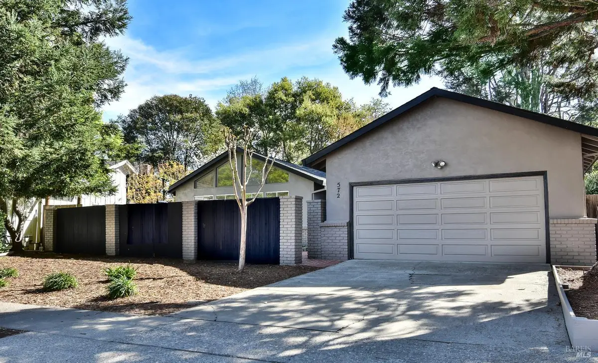 572 Este Madera Drive, Sonoma, CA 95476 - #1