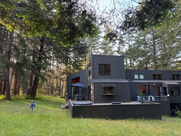 880 River Beach Road, The Sea Ranch, CA 95497