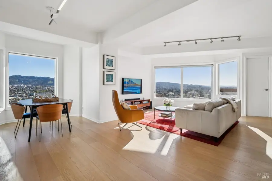 6363 Christie Avenue #2627, Emeryville, CA 94608 - #3