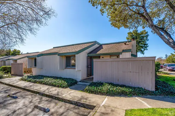 1708 Glenbrook Drive #F, Santa Rosa, CA 95401