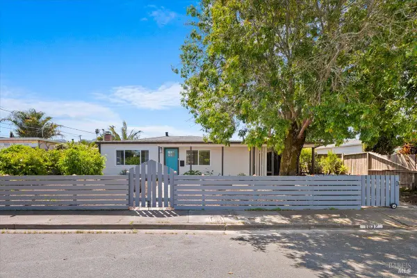 1032 Santa Ana Drive, Santa Rosa, CA 95404