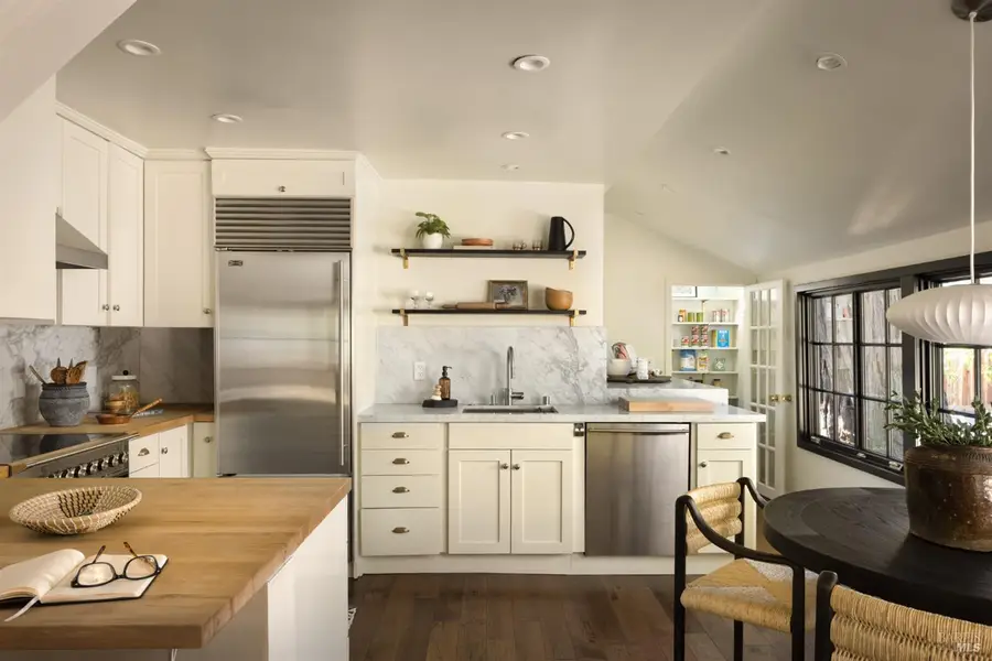 19 Sir Francis Drake Boulevard, Ross, CA 94904 - #3