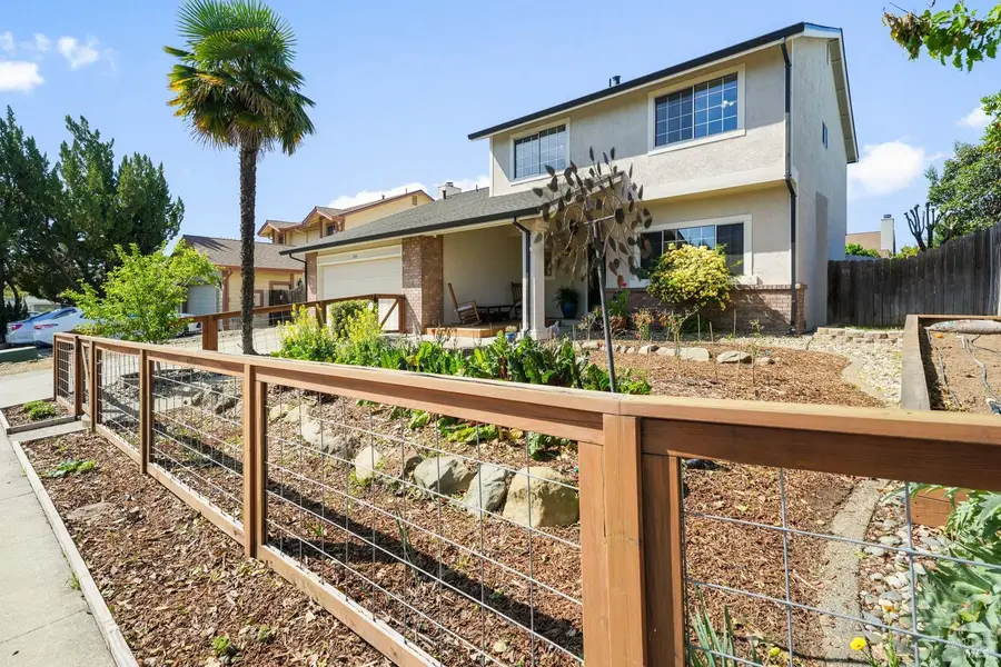 384 Dublin Way, Vacaville, CA 95688 - #3