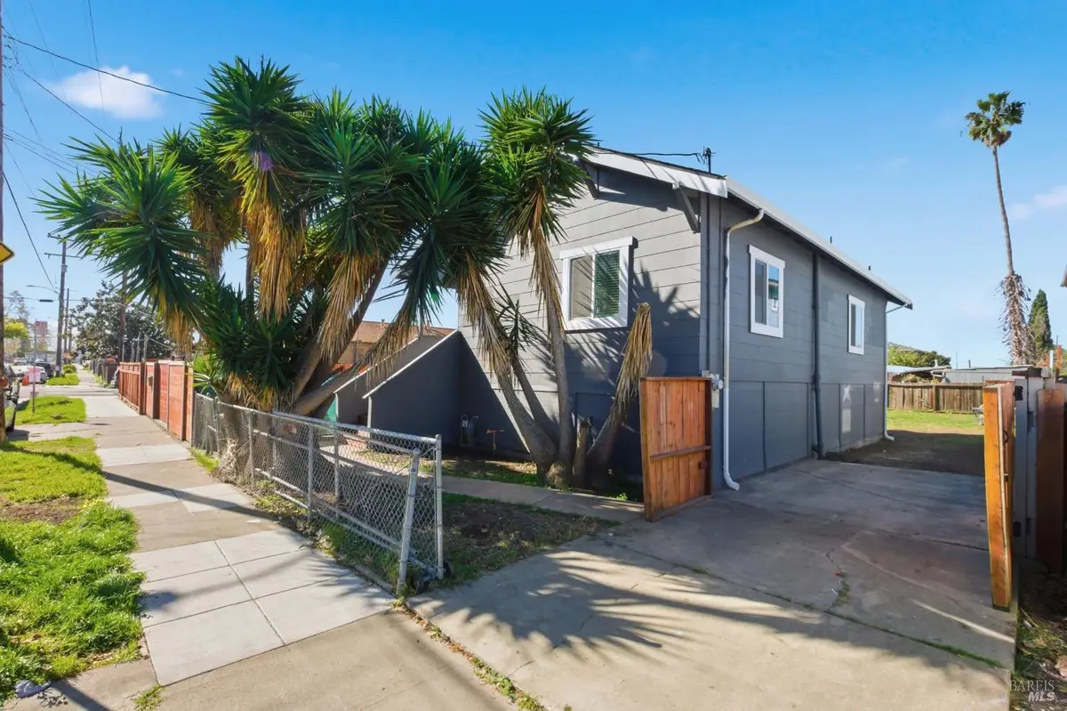 8825 D Street, Oakland, CA 94621 - #1